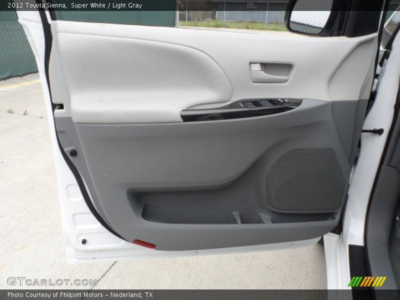 Super White / Light Gray 2012 Toyota Sienna