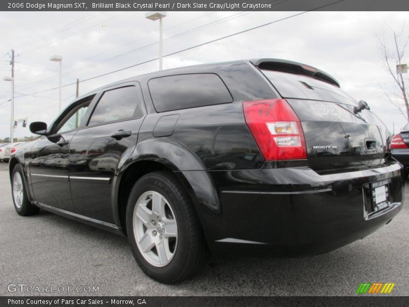 Brilliant Black Crystal Pearl / Dark Slate Gray/Light Graystone 2006 Dodge Magnum SXT