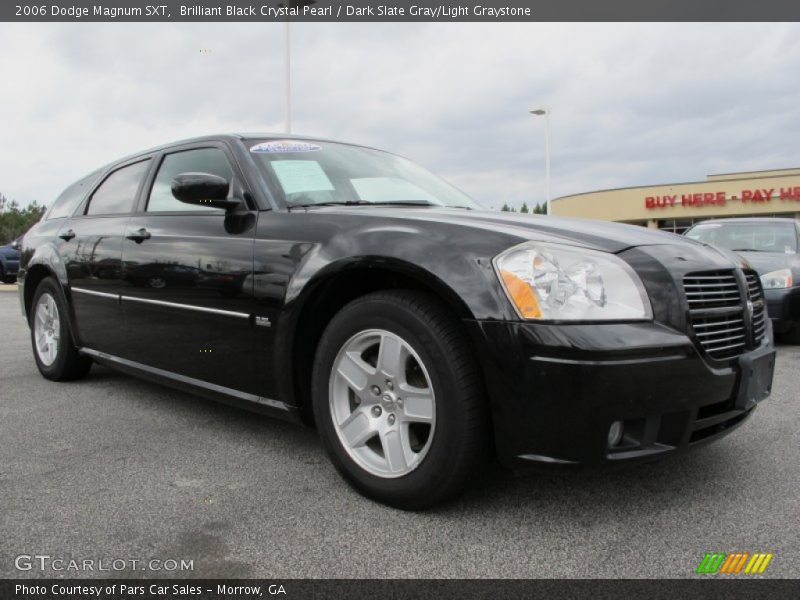 Brilliant Black Crystal Pearl / Dark Slate Gray/Light Graystone 2006 Dodge Magnum SXT