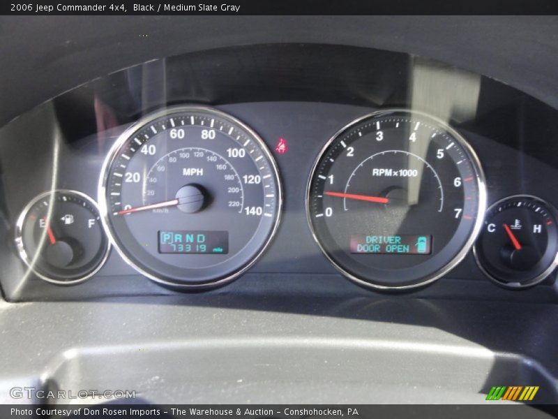 Black / Medium Slate Gray 2006 Jeep Commander 4x4