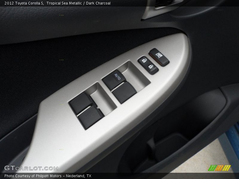 Controls of 2012 Corolla S