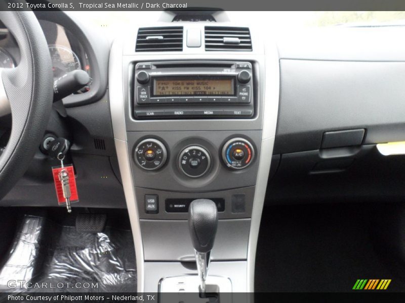 Controls of 2012 Corolla S