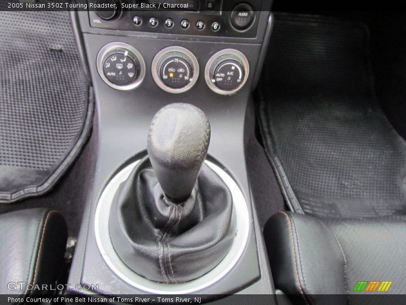 Super Black / Charcoal 2005 Nissan 350Z Touring Roadster