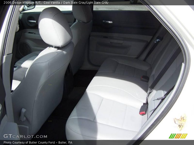 Cool Vanilla / Dark Slate Gray/Light Slate Gray 2006 Dodge Magnum R/T