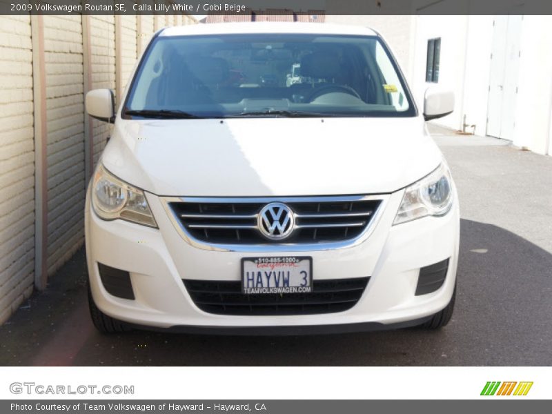 Calla Lilly White / Gobi Beige 2009 Volkswagen Routan SE