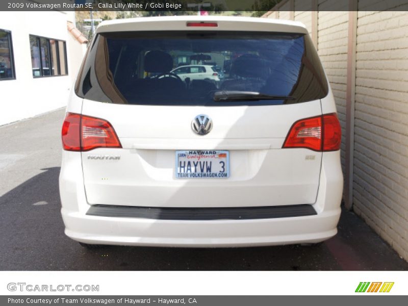 Calla Lilly White / Gobi Beige 2009 Volkswagen Routan SE