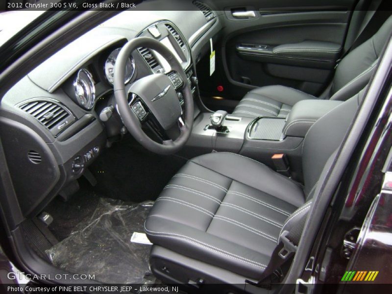  2012 300 S V6 Black Interior