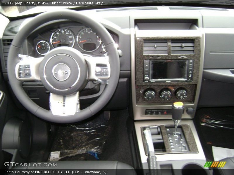 Bright White / Dark Slate Gray 2012 Jeep Liberty Jet 4x4