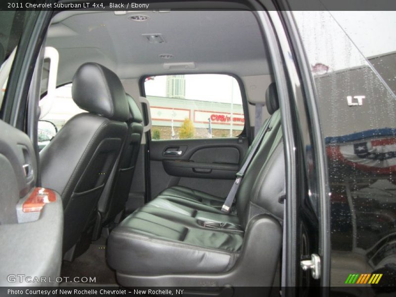 Black / Ebony 2011 Chevrolet Suburban LT 4x4