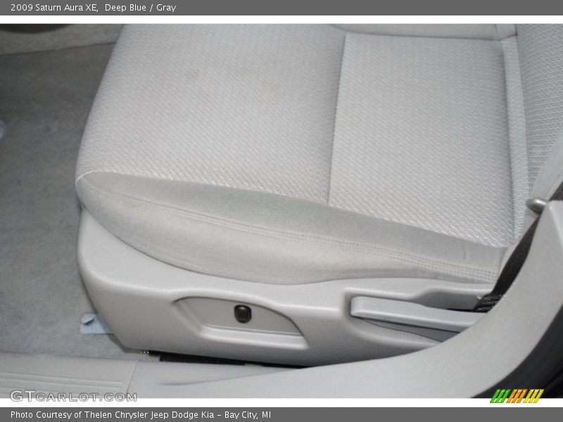 Deep Blue / Gray 2009 Saturn Aura XE