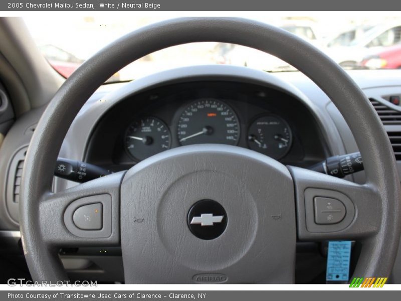 White / Neutral Beige 2005 Chevrolet Malibu Sedan
