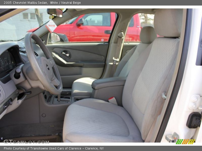 White / Neutral Beige 2005 Chevrolet Malibu Sedan