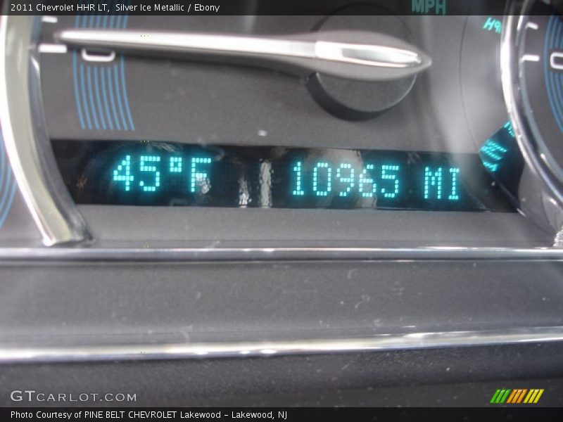 Silver Ice Metallic / Ebony 2011 Chevrolet HHR LT