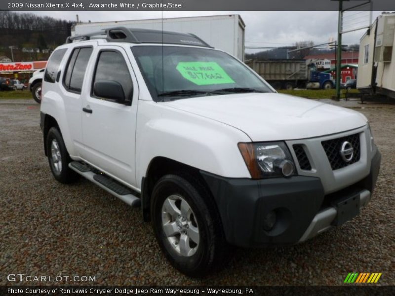 Avalanche White / Graphite/Steel 2009 Nissan Xterra X 4x4