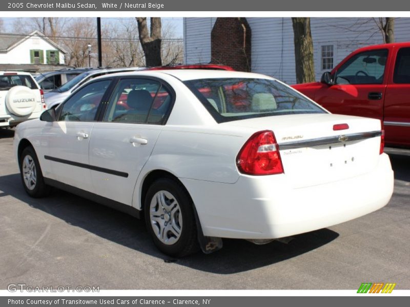 White / Neutral Beige 2005 Chevrolet Malibu Sedan