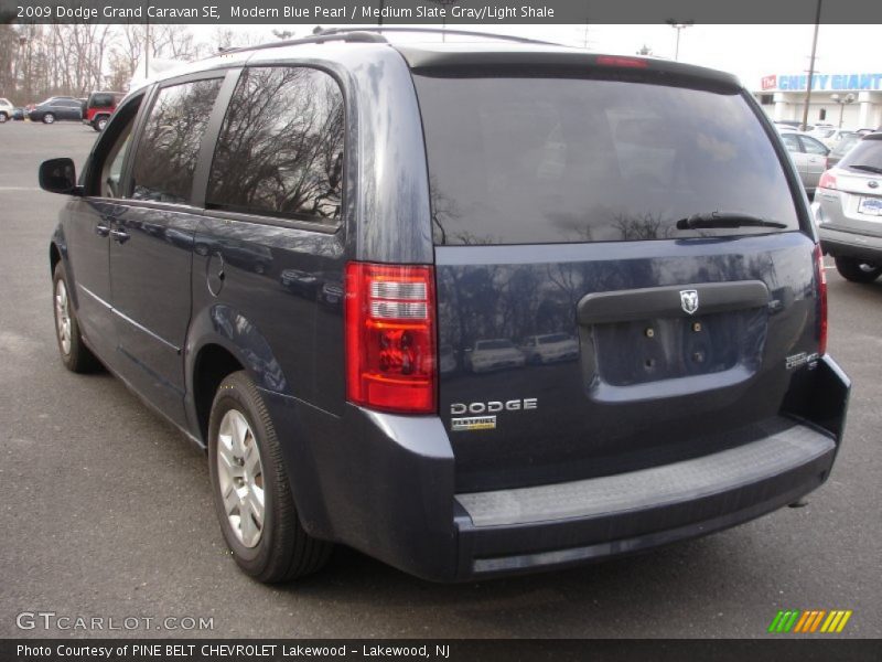 Modern Blue Pearl / Medium Slate Gray/Light Shale 2009 Dodge Grand Caravan SE