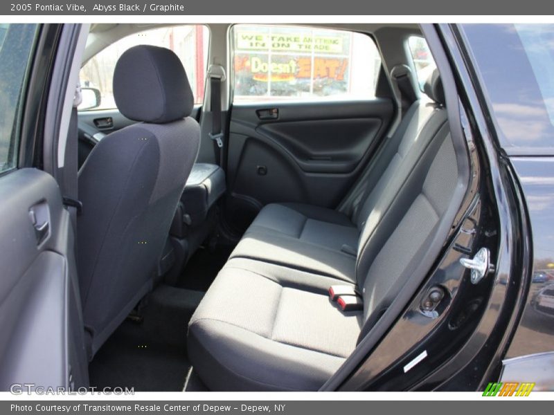 Abyss Black / Graphite 2005 Pontiac Vibe