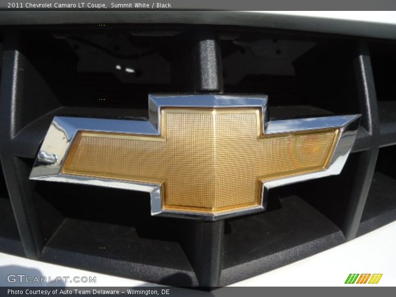 Summit White / Black 2011 Chevrolet Camaro LT Coupe