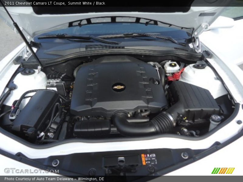 Summit White / Black 2011 Chevrolet Camaro LT Coupe