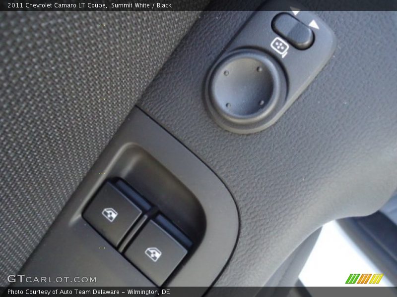 Summit White / Black 2011 Chevrolet Camaro LT Coupe