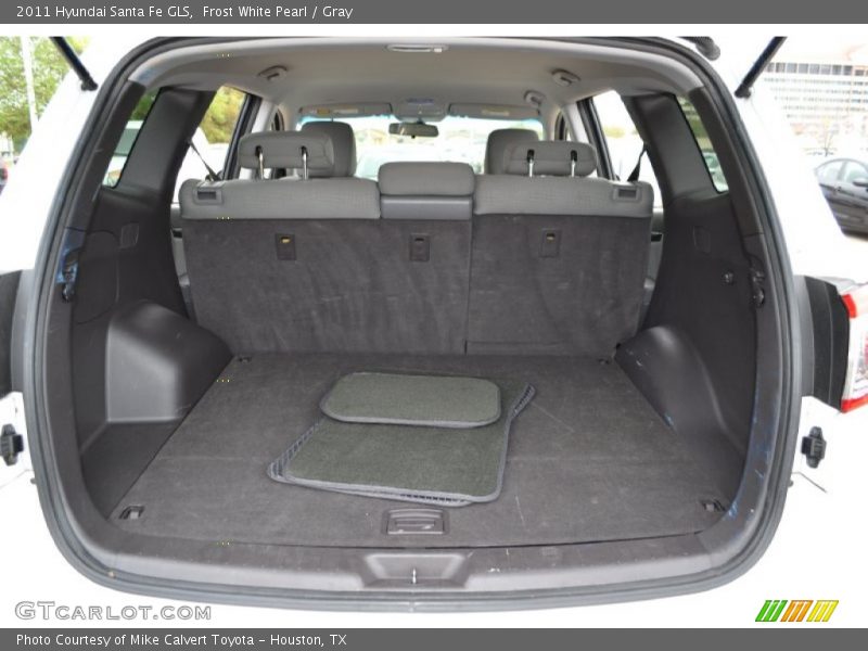 Frost White Pearl / Gray 2011 Hyundai Santa Fe GLS