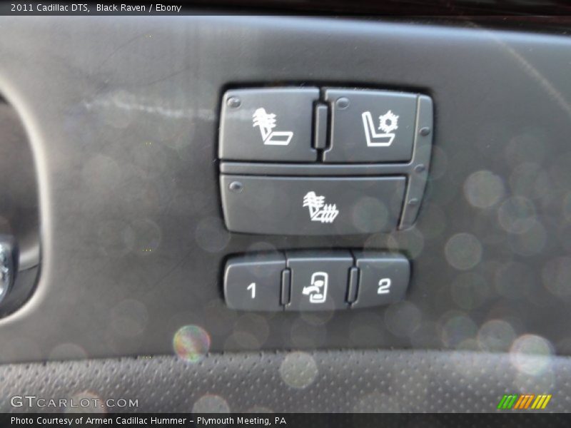 Black Raven / Ebony 2011 Cadillac DTS