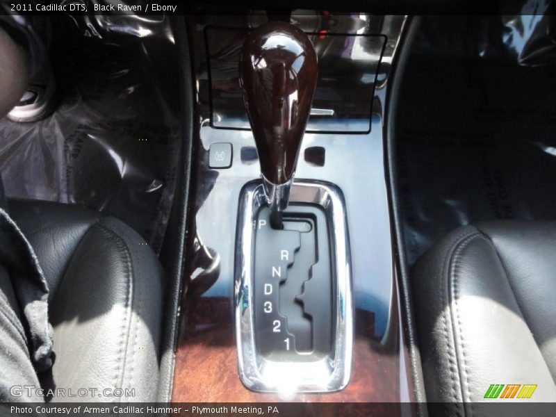Black Raven / Ebony 2011 Cadillac DTS