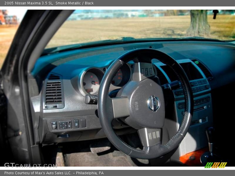 Smoke Metallic / Black 2005 Nissan Maxima 3.5 SL