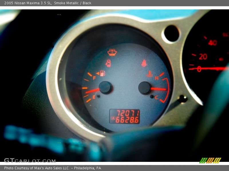 Smoke Metallic / Black 2005 Nissan Maxima 3.5 SL