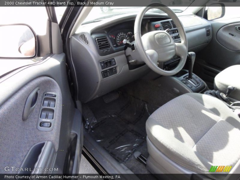 Black / Medium Gray 2000 Chevrolet Tracker 4WD Hard Top