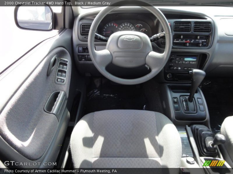 Black / Medium Gray 2000 Chevrolet Tracker 4WD Hard Top