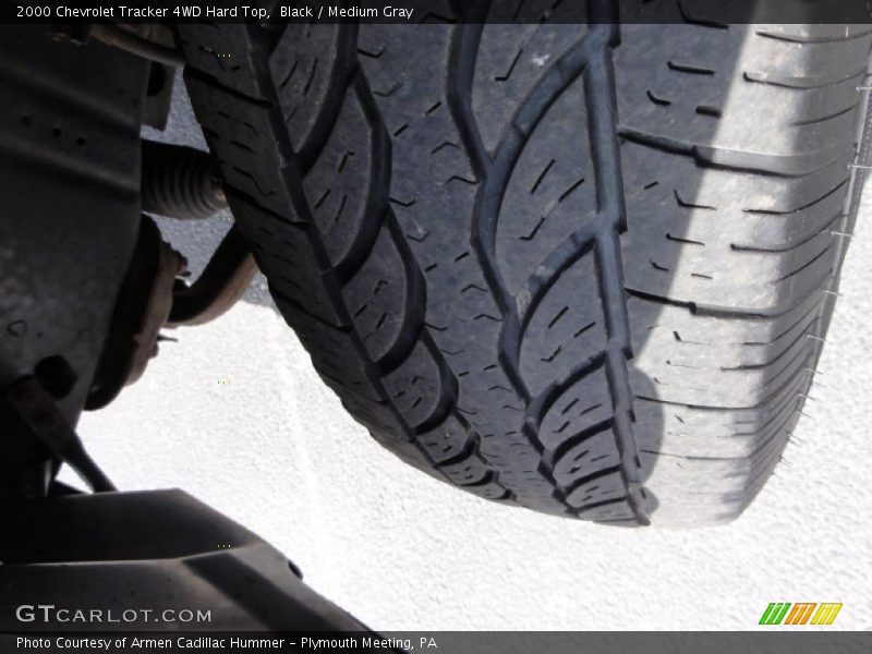 Black / Medium Gray 2000 Chevrolet Tracker 4WD Hard Top