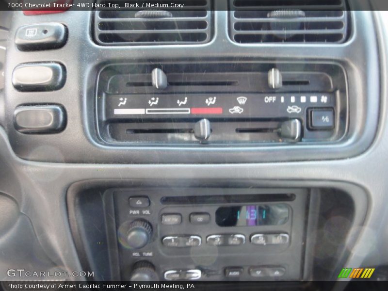 Black / Medium Gray 2000 Chevrolet Tracker 4WD Hard Top