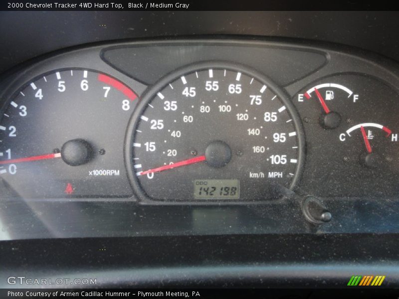 Black / Medium Gray 2000 Chevrolet Tracker 4WD Hard Top