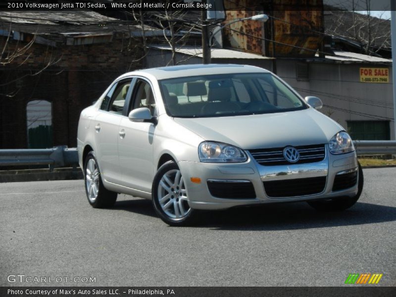 White Gold Metallic / Cornsilk Beige 2010 Volkswagen Jetta TDI Sedan
