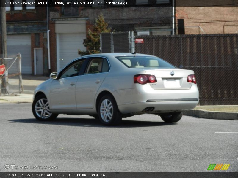 White Gold Metallic / Cornsilk Beige 2010 Volkswagen Jetta TDI Sedan
