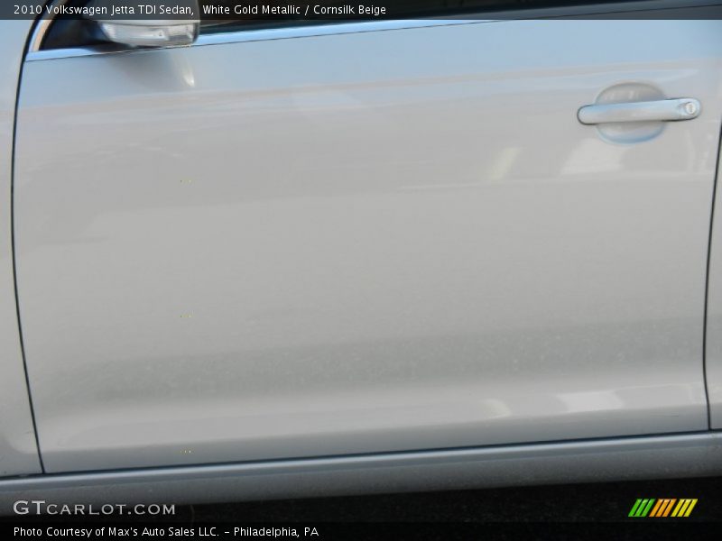 White Gold Metallic / Cornsilk Beige 2010 Volkswagen Jetta TDI Sedan