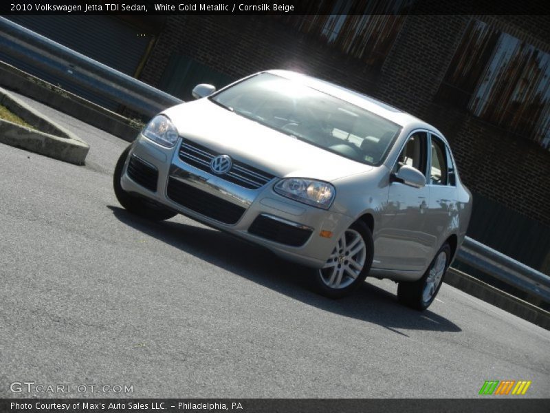 White Gold Metallic / Cornsilk Beige 2010 Volkswagen Jetta TDI Sedan