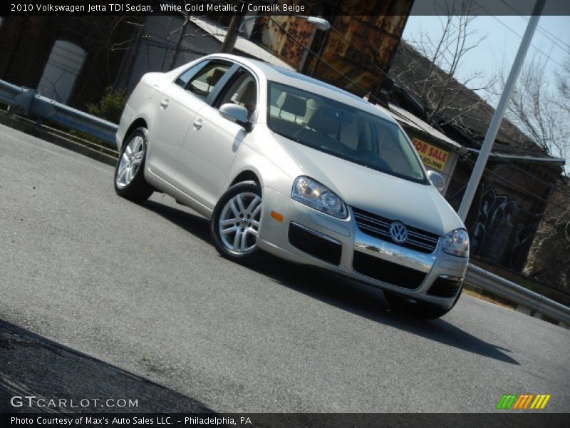 White Gold Metallic / Cornsilk Beige 2010 Volkswagen Jetta TDI Sedan