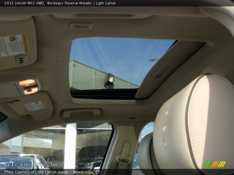 Bordeaux Reserve Metallic / Light Camel 2012 Lincoln MKZ AWD