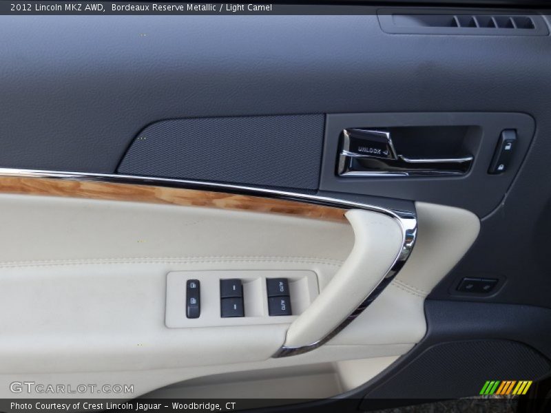 Bordeaux Reserve Metallic / Light Camel 2012 Lincoln MKZ AWD