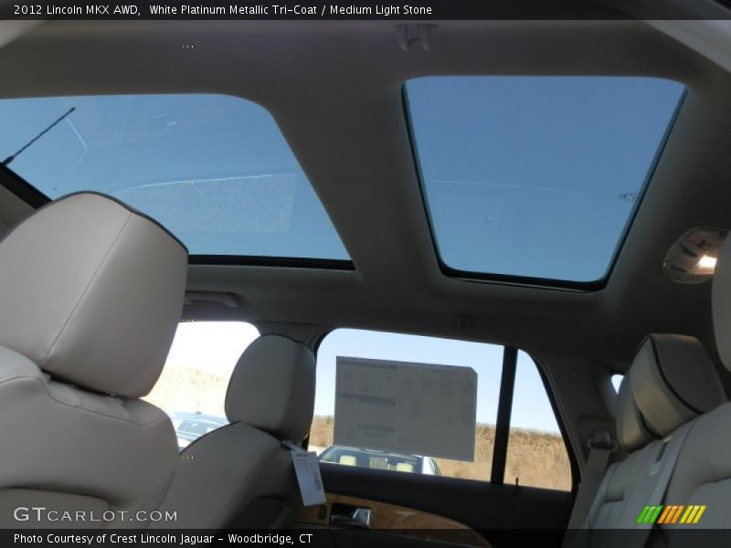 White Platinum Metallic Tri-Coat / Medium Light Stone 2012 Lincoln MKX AWD