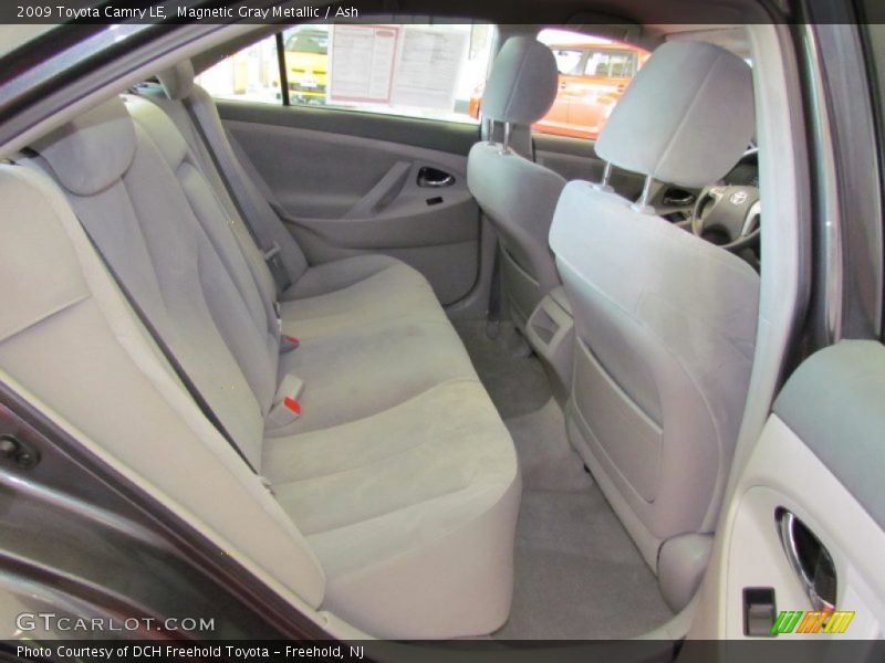 Magnetic Gray Metallic / Ash 2009 Toyota Camry LE