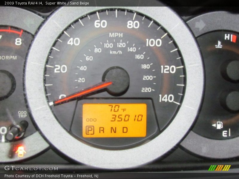 Super White / Sand Beige 2009 Toyota RAV4 I4