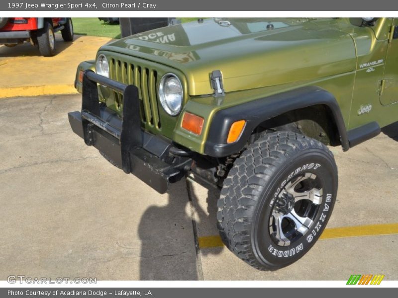 Citron Pearl / Gray 1997 Jeep Wrangler Sport 4x4
