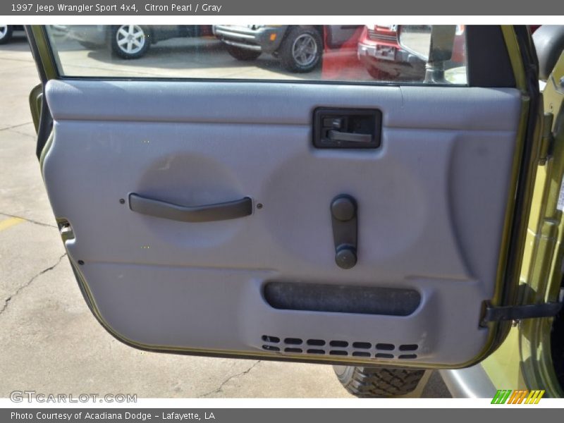 Citron Pearl / Gray 1997 Jeep Wrangler Sport 4x4