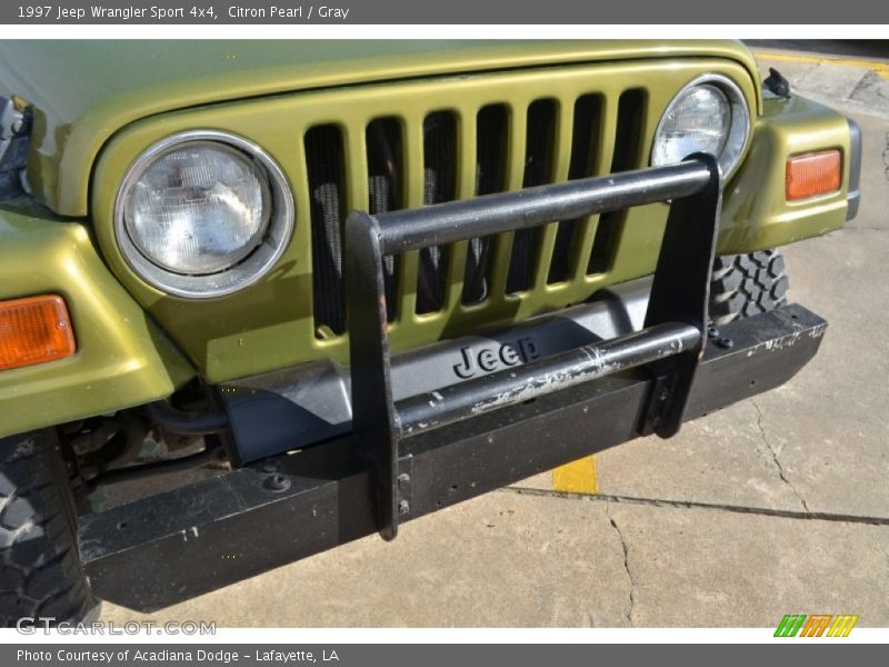Citron Pearl / Gray 1997 Jeep Wrangler Sport 4x4