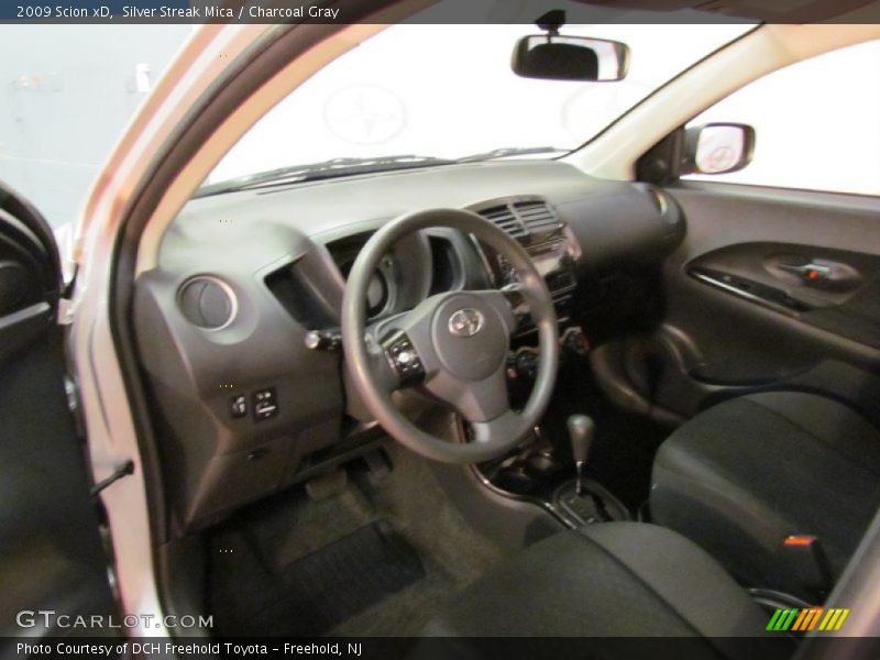 Silver Streak Mica / Charcoal Gray 2009 Scion xD