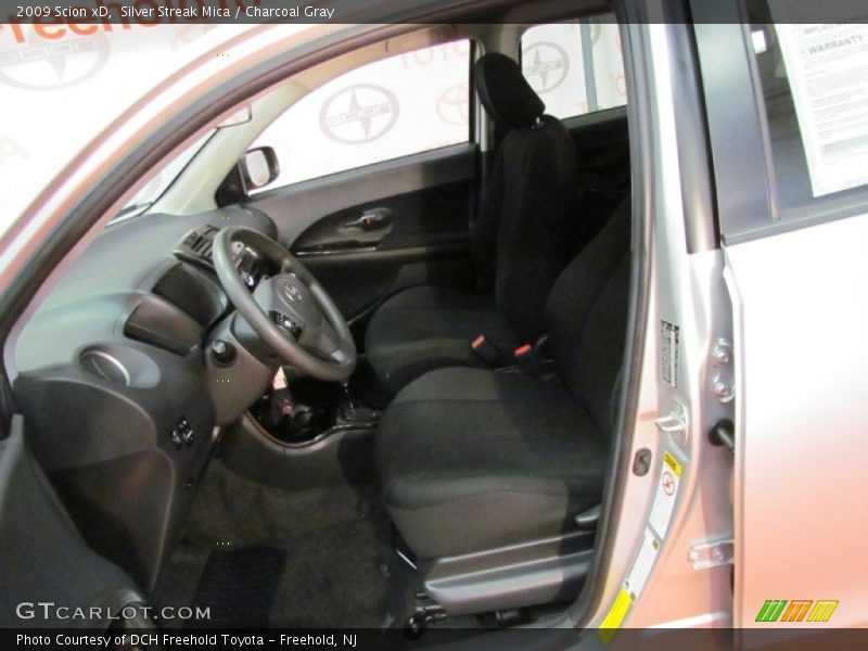 Silver Streak Mica / Charcoal Gray 2009 Scion xD