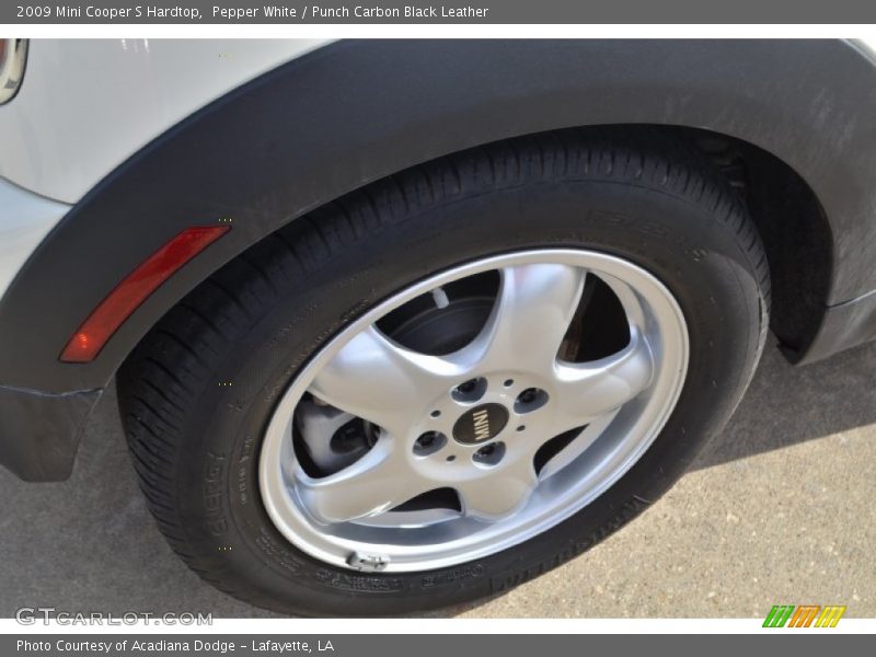 Pepper White / Punch Carbon Black Leather 2009 Mini Cooper S Hardtop